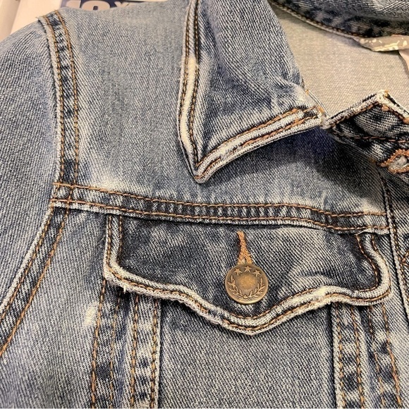 Free People Revolve Fitted Denim Jacket in Indigo Size Small - Picture 9 of 10